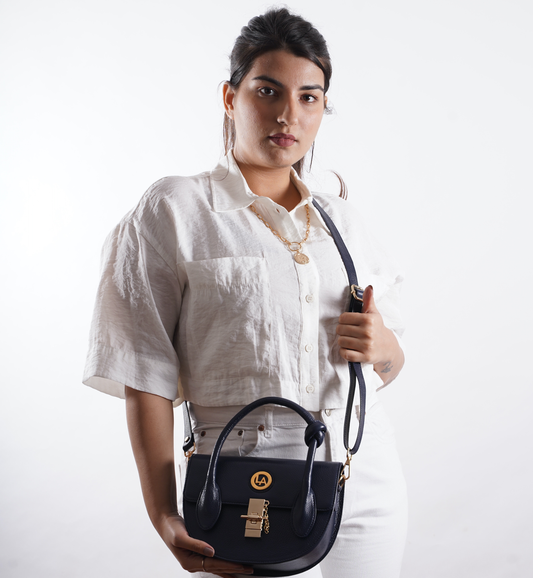 The Twisted-D Bag